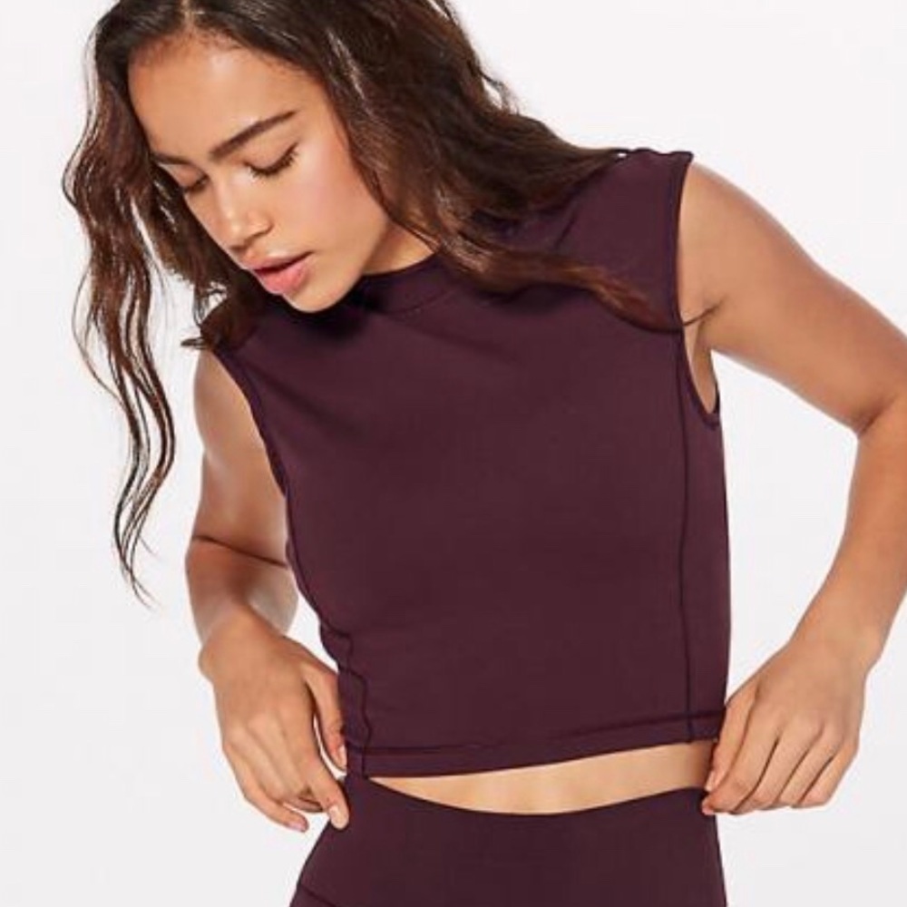 Lululemon Kitsilano maroon mock turtleneck top